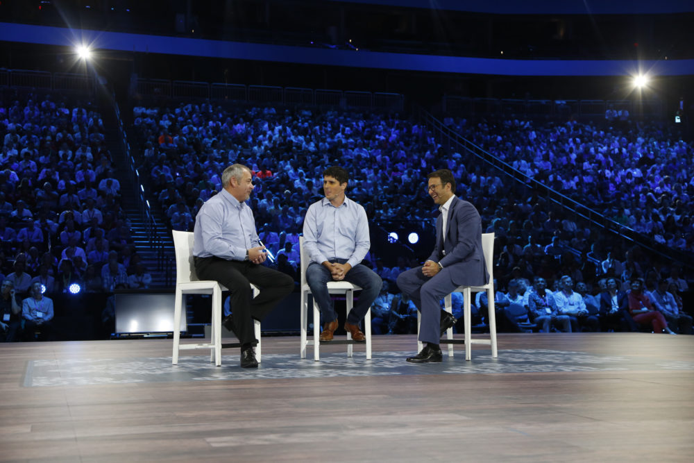 David Penrith, Chefingenieur bei Unilever, Andy Pratt, CEO der Marsden Group, und Judson Althoff, EVP des weltweiten kommerziellen Geschäfts von Microsoft.